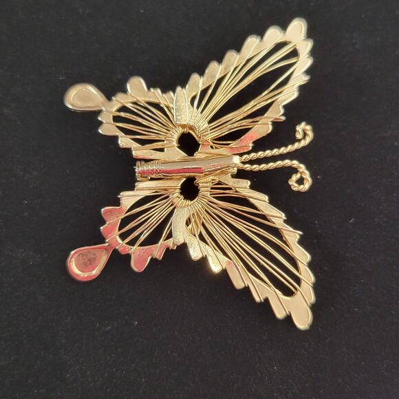 Vintage Gold Tone Filigree Butterfly Brooch Pin 2" x 1.6" Elegant Insect Jewelry - Picture 2 of 11